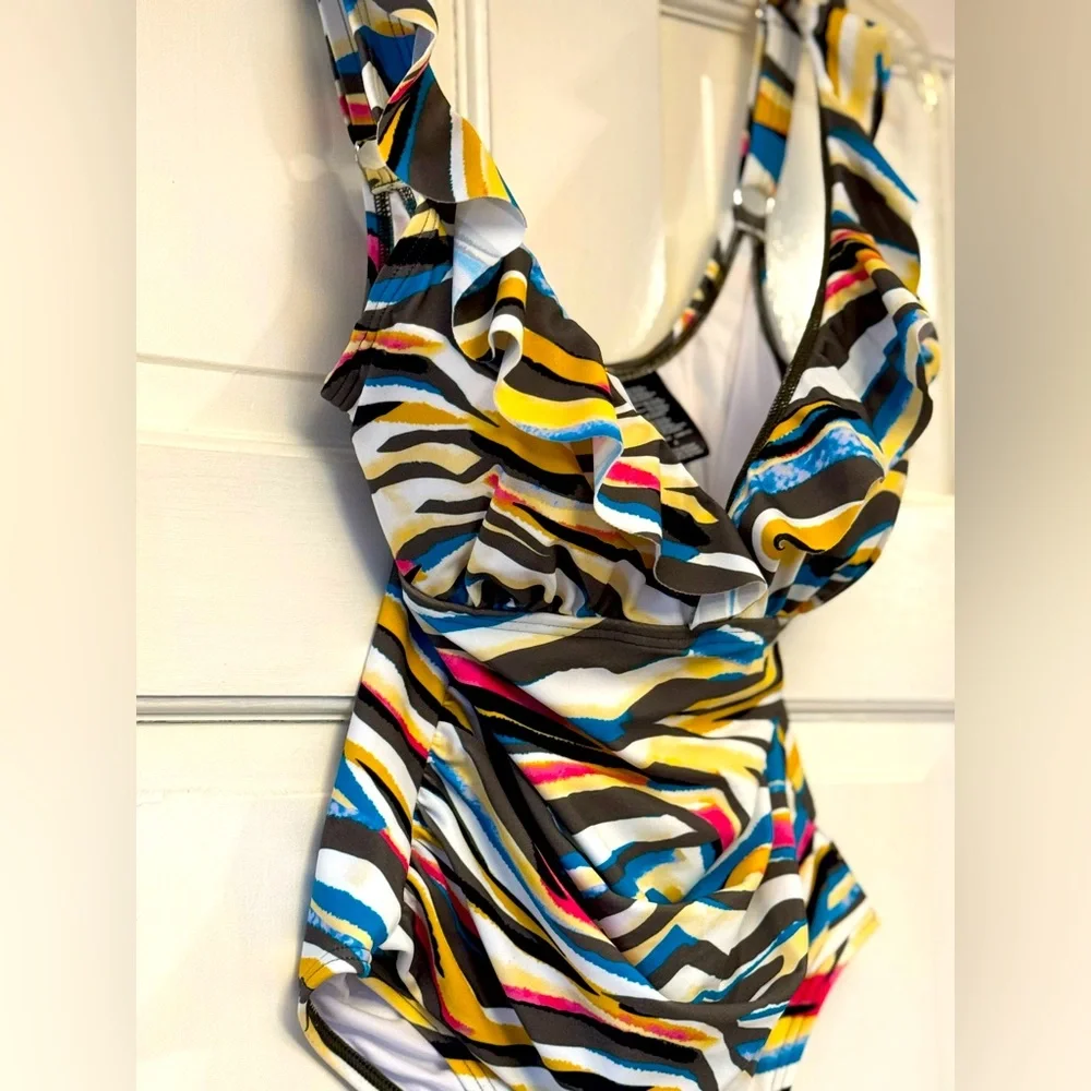 DKNY Multicolor Swirl One Piece Swimsuit - Picture 3 of 6